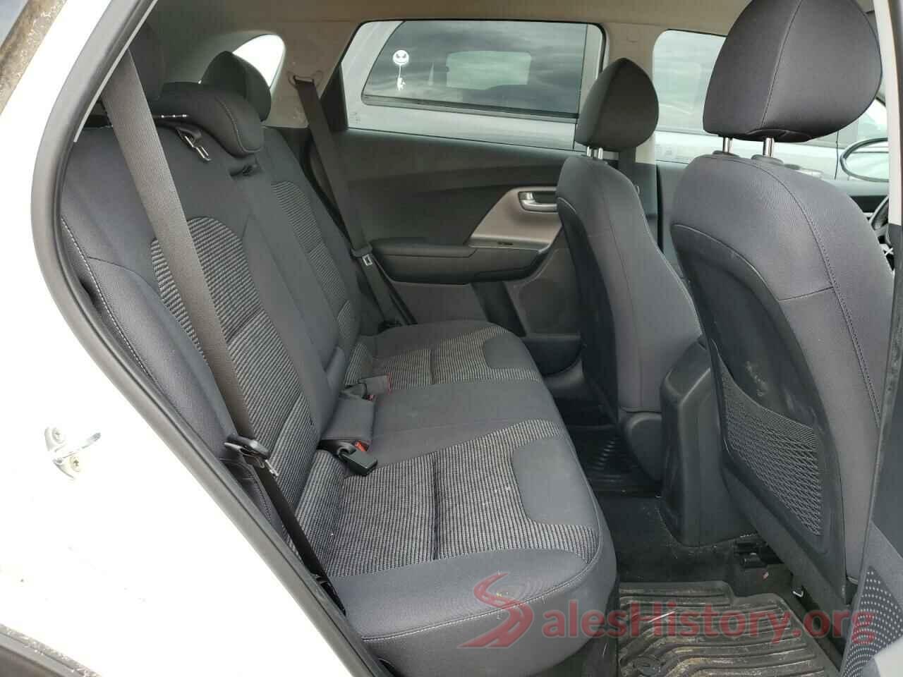 KNDCB3LC7J5126021 2018 KIA NIRO