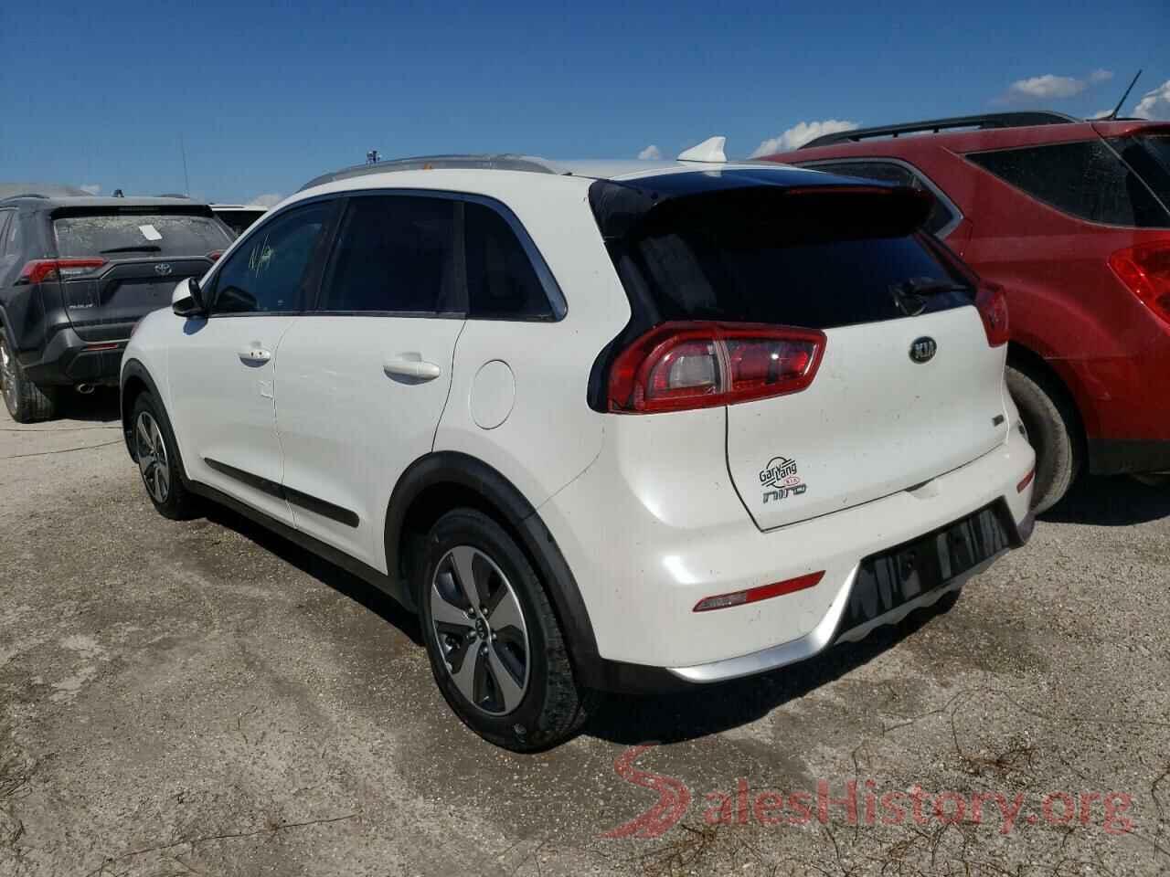 KNDCB3LC7J5126021 2018 KIA NIRO