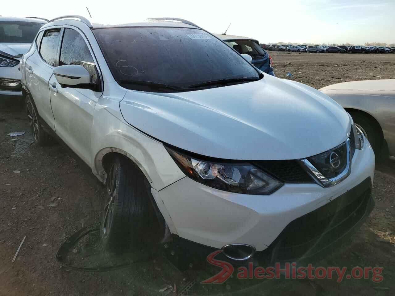 JN1BJ1CR3JW207750 2018 NISSAN ROGUE