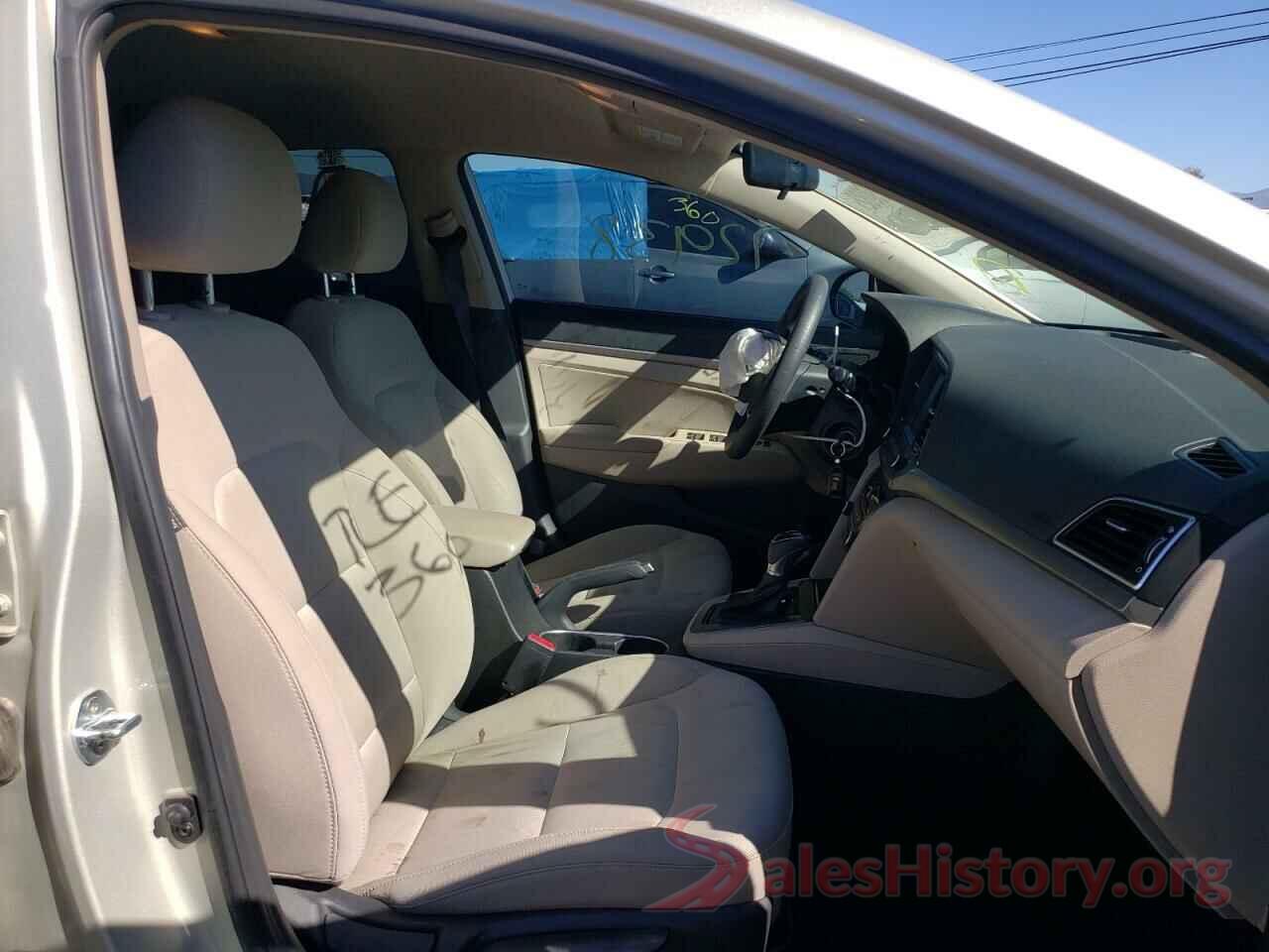 5NPD84LFXJH373083 2018 HYUNDAI ELANTRA