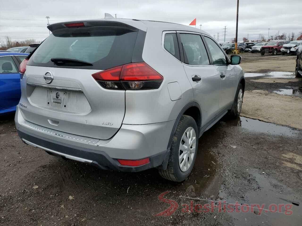 5N1AT2MV4HC733588 2017 NISSAN ROGUE