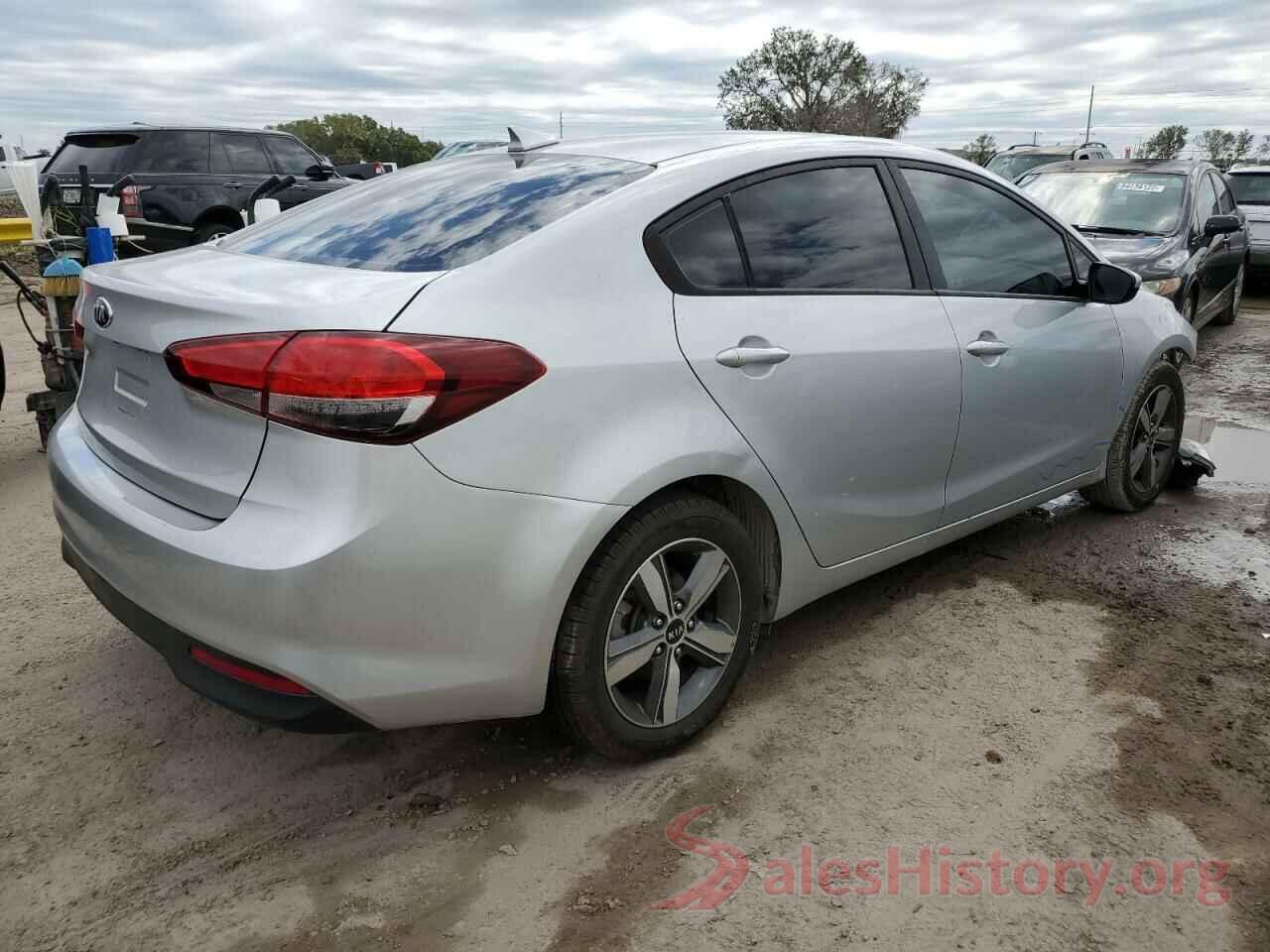 3KPFL4A76JE174328 2018 KIA FORTE