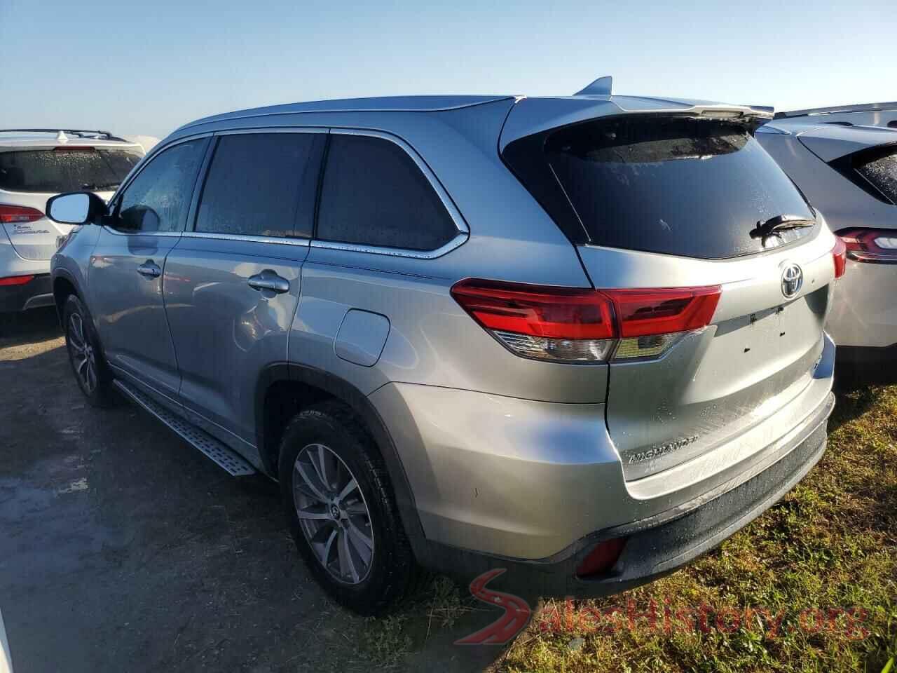 5TDKZRFH8JS528321 2018 TOYOTA HIGHLANDER