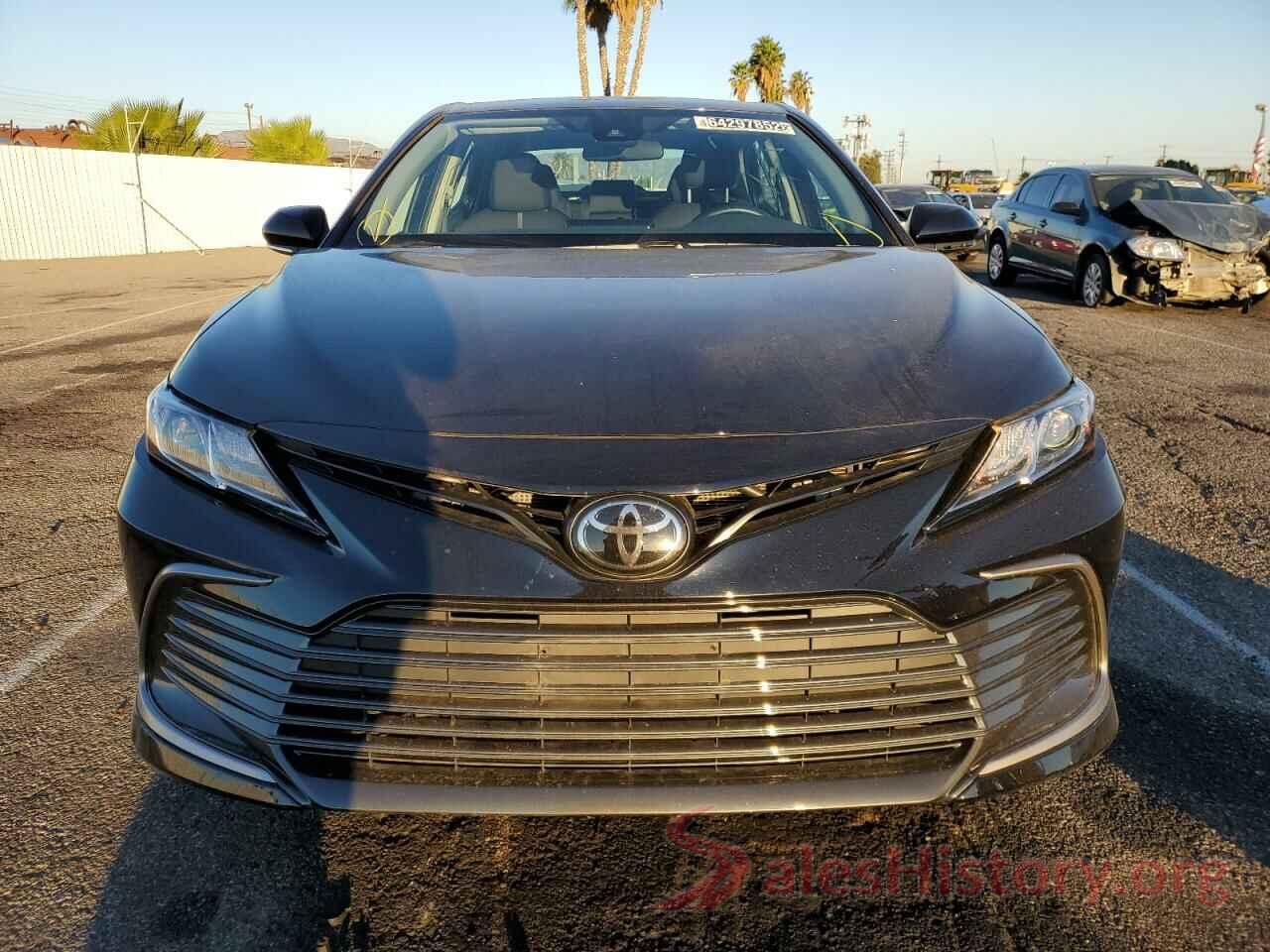 4T1C11BK3NU061658 2022 TOYOTA CAMRY