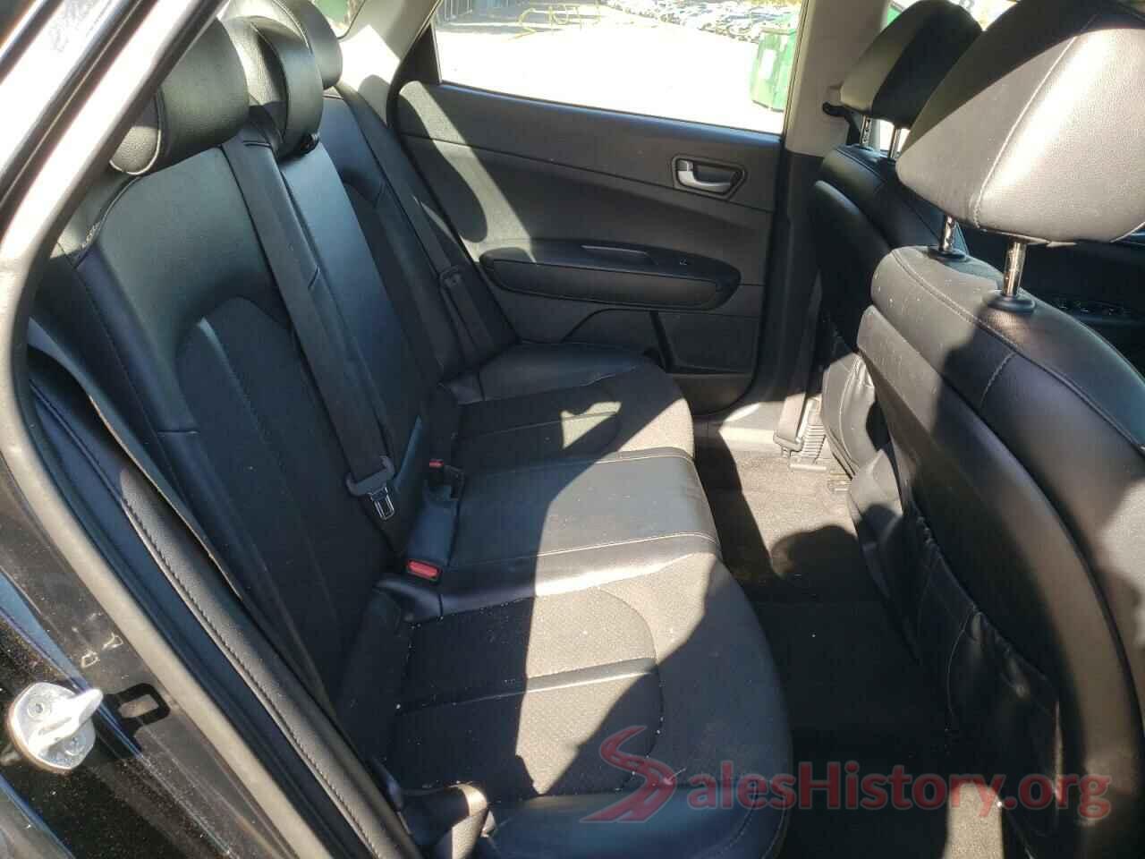 5XXGT4L3XJG240790 2018 KIA OPTIMA