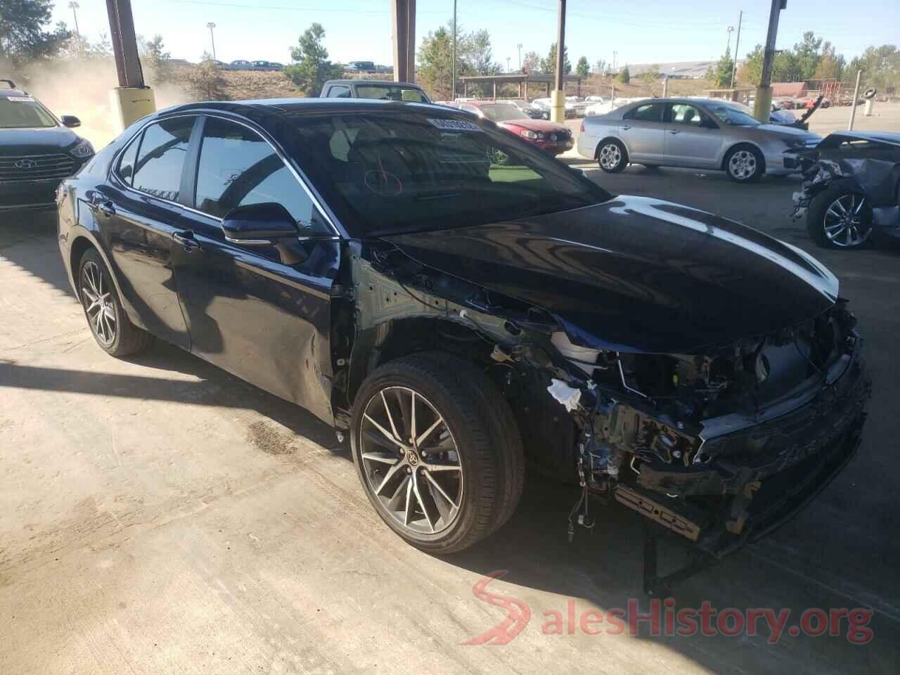 4T1G11AK0NU653814 2022 TOYOTA CAMRY