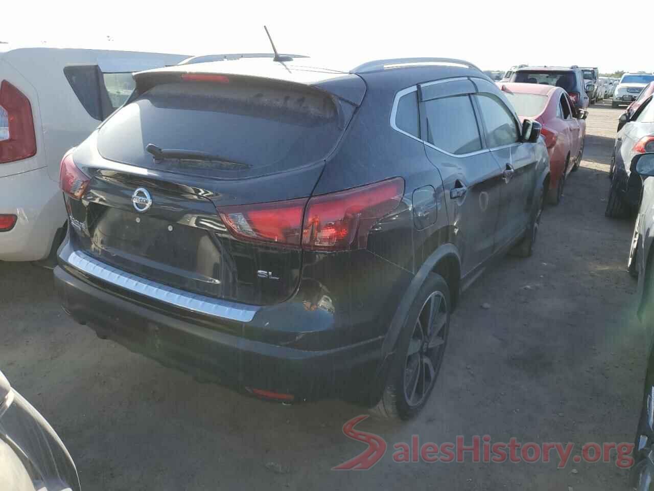 JN1BJ1CP3JW101183 2018 NISSAN ROGUE