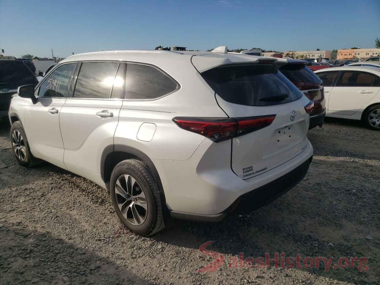 5TDGZRBH3MS546743 2021 TOYOTA HIGHLANDER