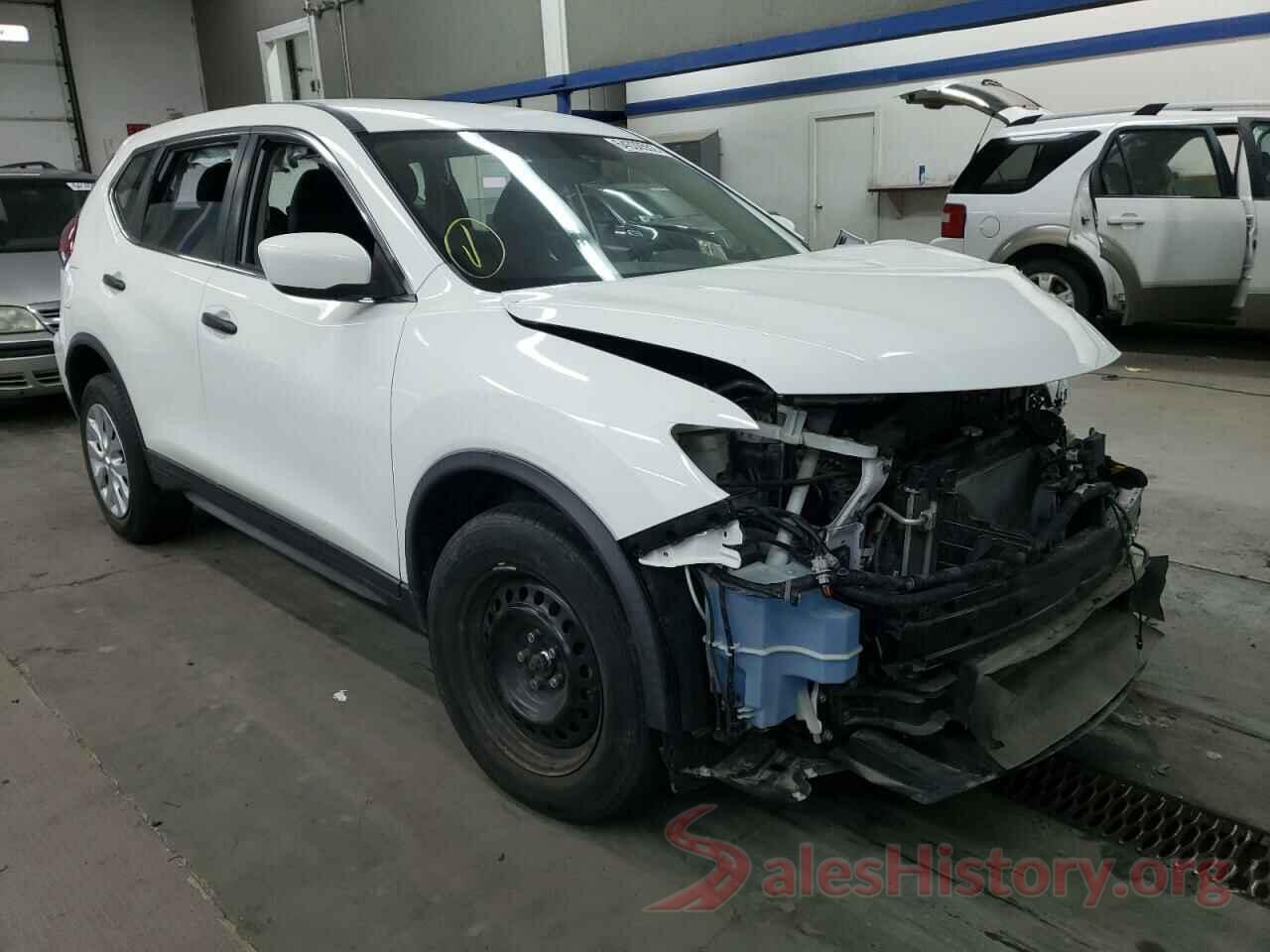 KNMAT2MVXJP522463 2018 NISSAN ROGUE