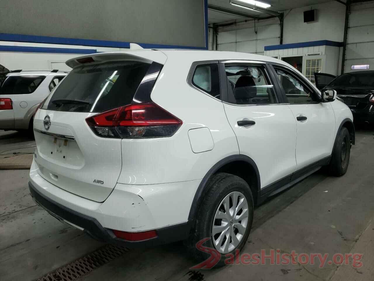 KNMAT2MVXJP522463 2018 NISSAN ROGUE