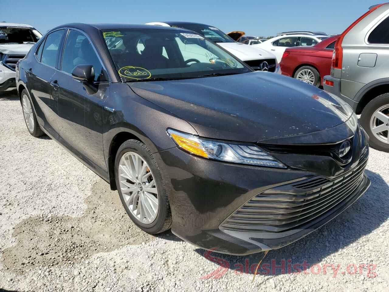 4T1B21HK1KU011062 2019 TOYOTA CAMRY