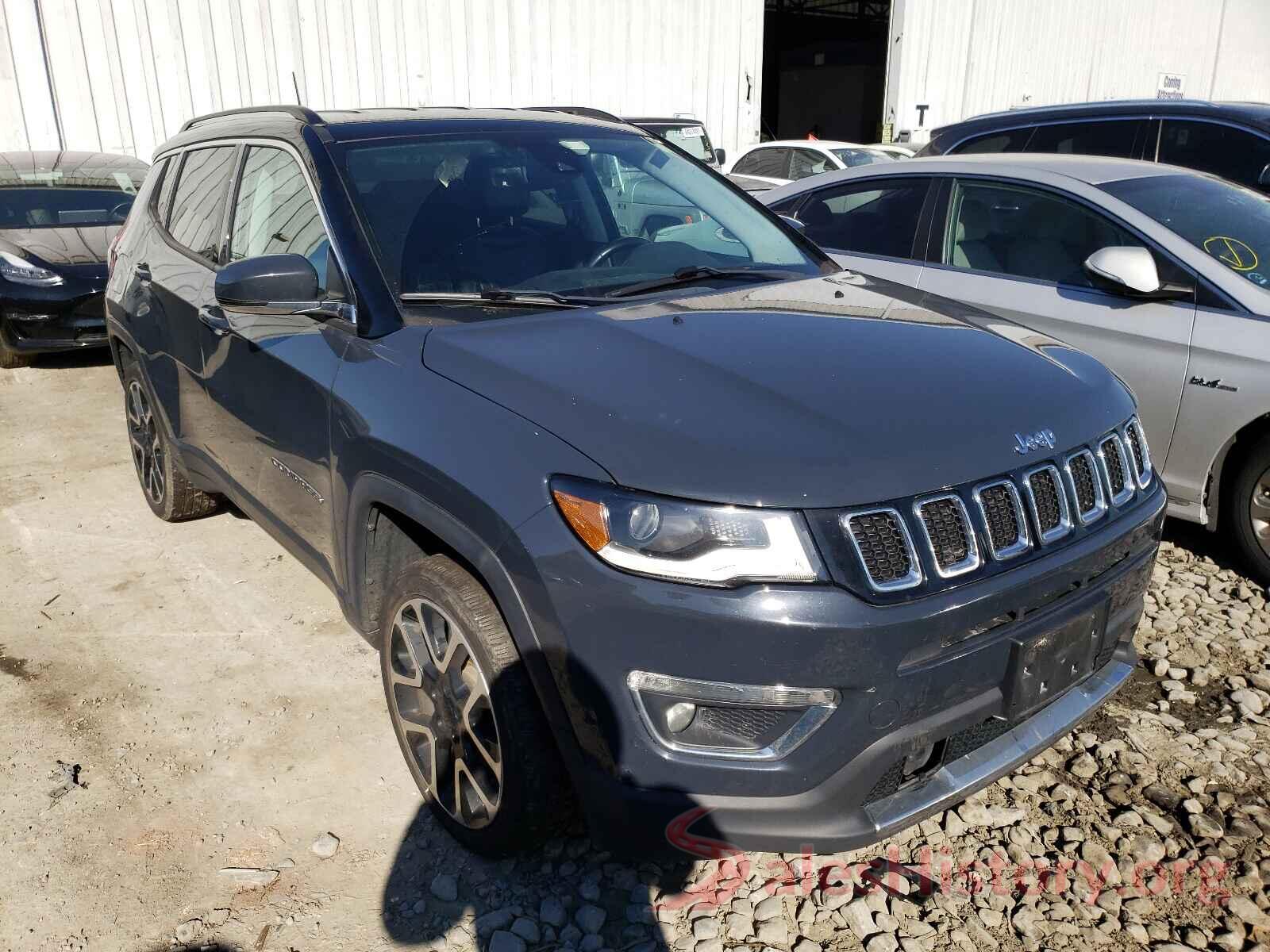 3C4NJDCB0JT284404 2018 JEEP COMPASS