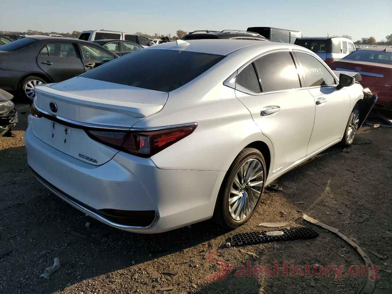 58AB21B16KU003337 2019 LEXUS ES300