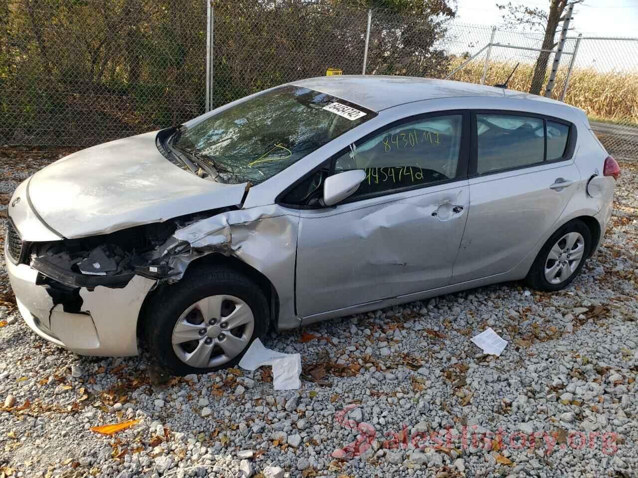 KNAFK5A81H5682632 2017 KIA FORTE