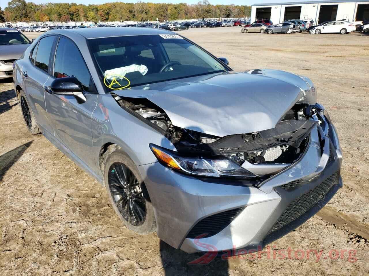 4T1G11AK3LU399643 2020 TOYOTA CAMRY