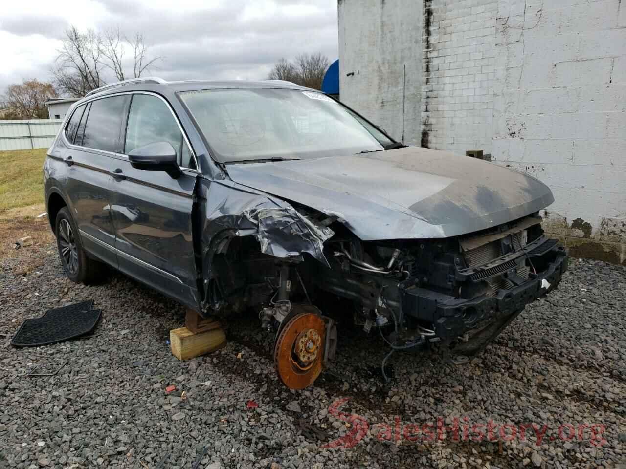 3VV2B7AX5JM142609 2018 VOLKSWAGEN TIGUAN