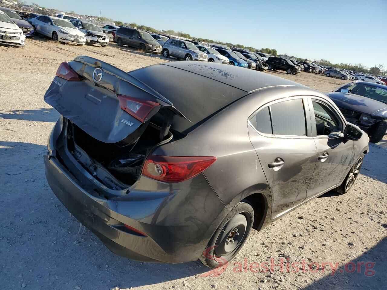 3MZBN1V32JM180189 2018 MAZDA 3