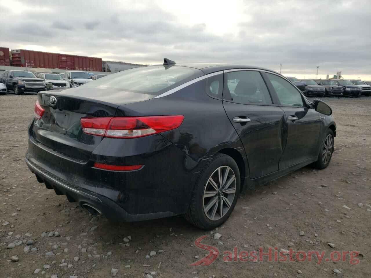 5XXGT4L32KG355983 2019 KIA OPTIMA