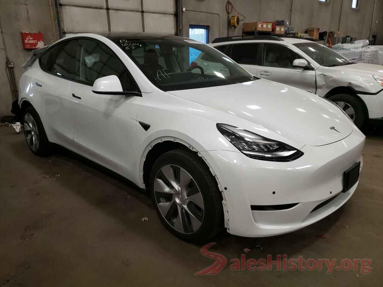 5YJYGDEE0MF068221 2021 TESLA MODEL Y