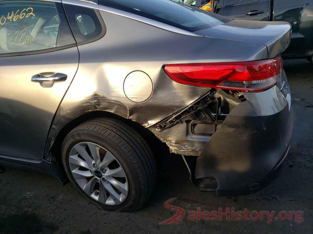 5XXGU4L35JG256893 2018 KIA OPTIMA