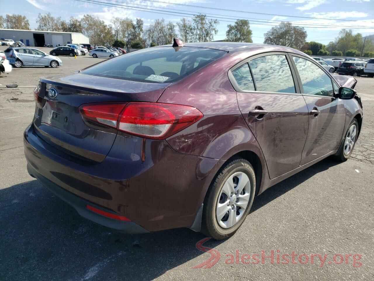 3KPFK4A77JE245619 2018 KIA FORTE