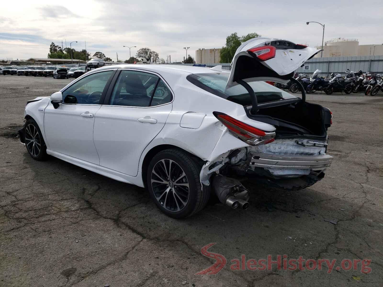 4T1B21HK1KU519046 2019 TOYOTA CAMRY