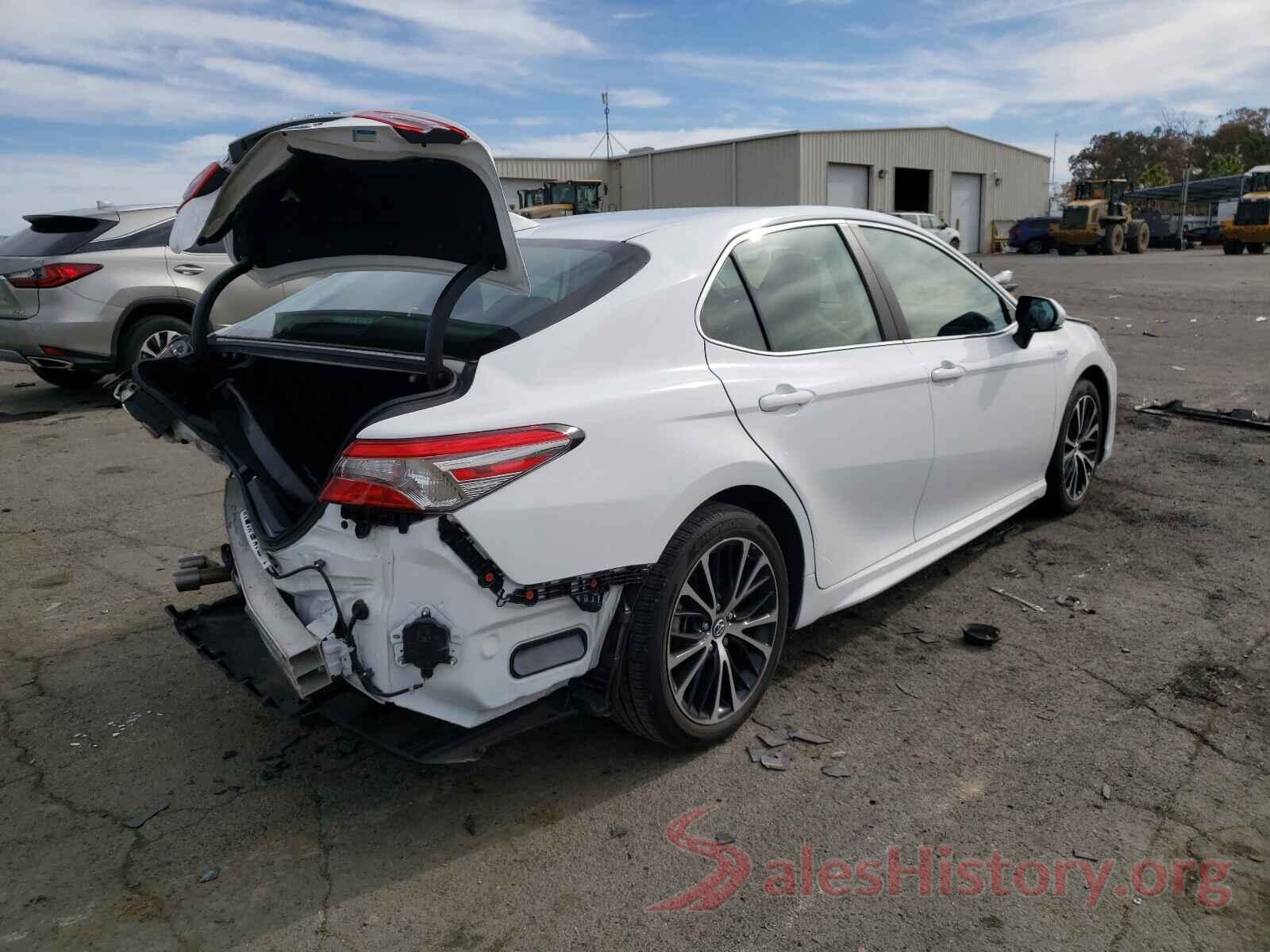 4T1B21HK1KU519046 2019 TOYOTA CAMRY