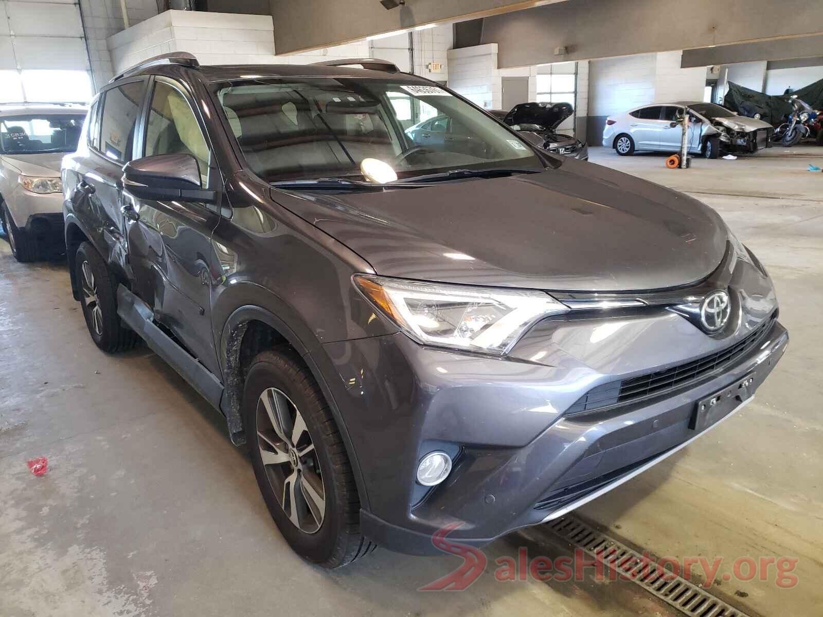 JTMRFREV2HJ123741 2017 TOYOTA RAV4