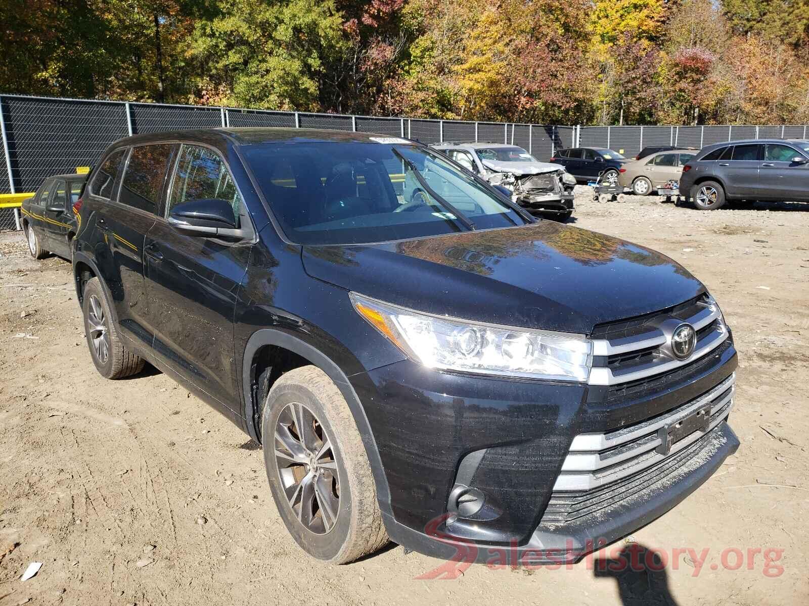 5TDZARFH6HS030411 2017 TOYOTA HIGHLANDER