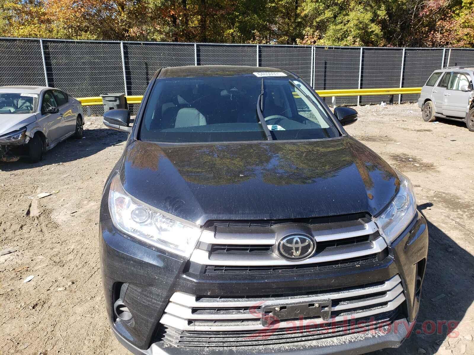 5TDZARFH6HS030411 2017 TOYOTA HIGHLANDER