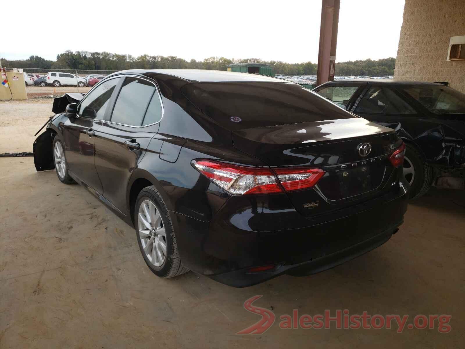 4T1B11HK5JU547725 2018 TOYOTA CAMRY