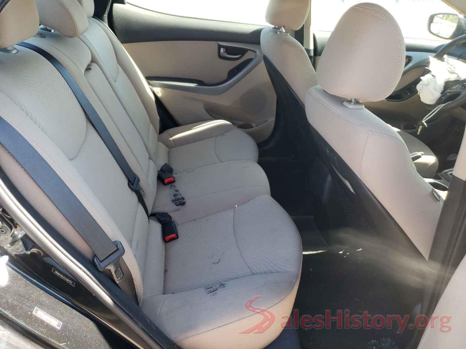 5NPDH4AE1GH786335 2016 HYUNDAI ELANTRA