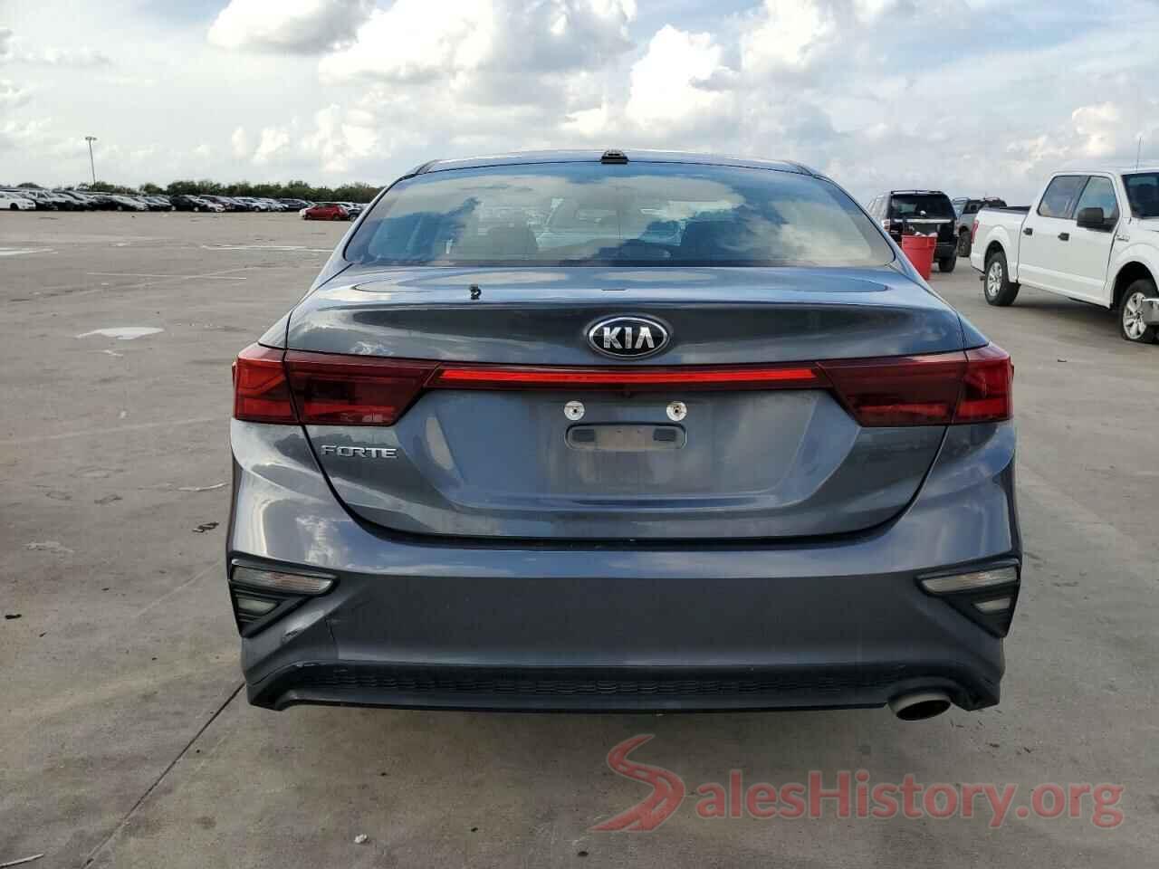 3KPF24AD9KE069941 2019 KIA FORTE