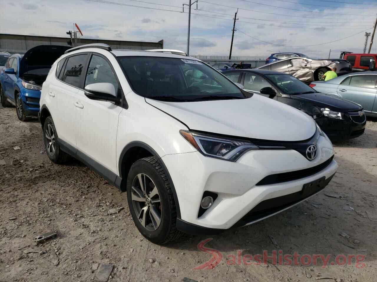 2T3RFREVXGW456236 2016 TOYOTA RAV4