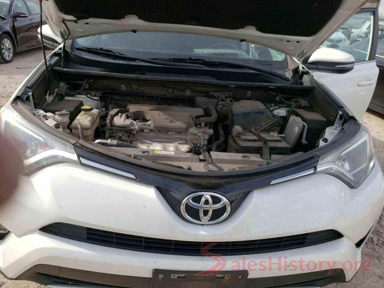 2T3RFREVXGW456236 2016 TOYOTA RAV4