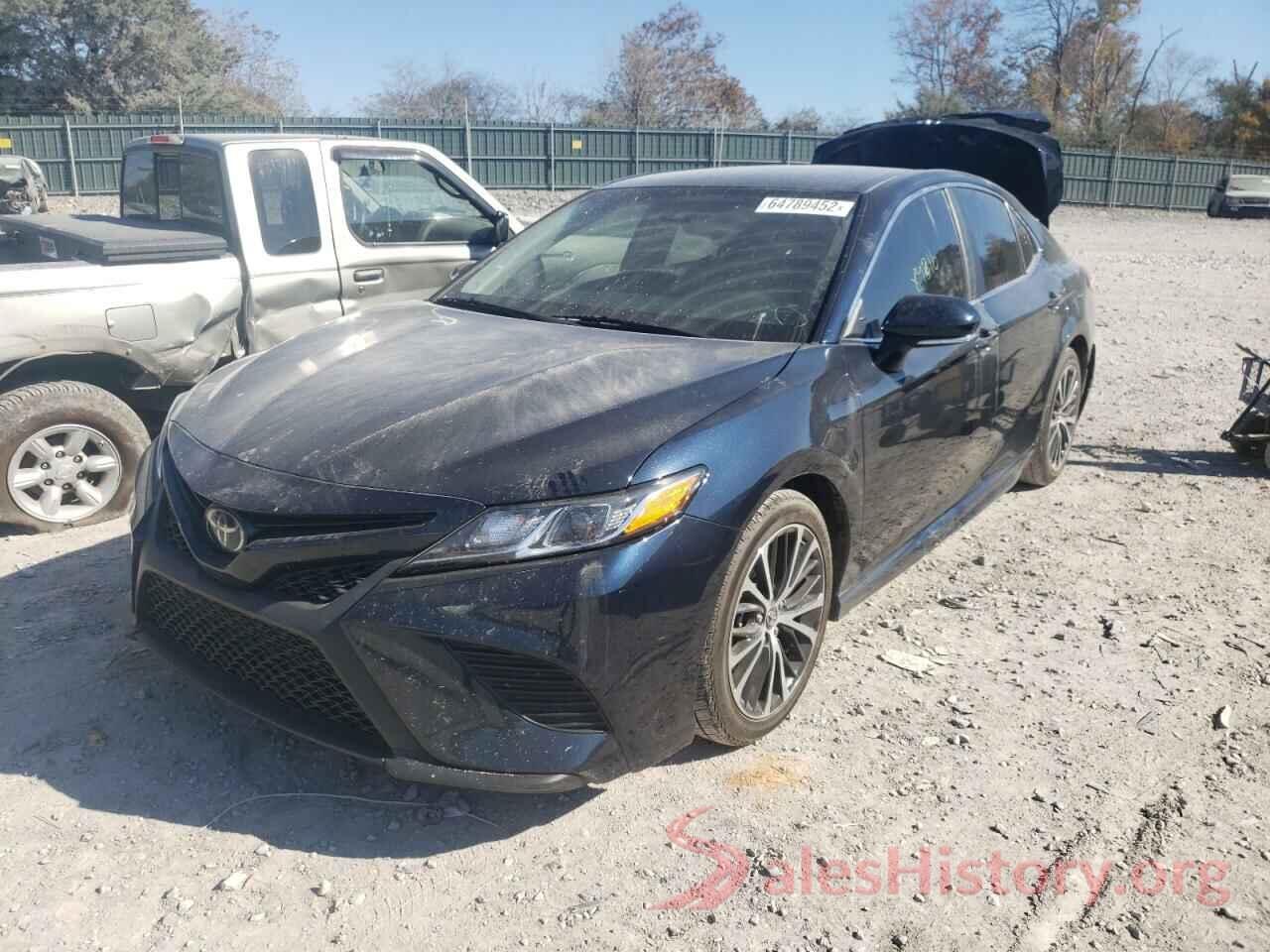 4T1B11HK1JU582598 2018 TOYOTA CAMRY