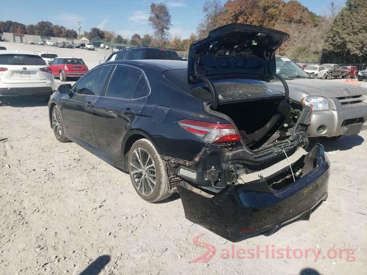 4T1B11HK1JU582598 2018 TOYOTA CAMRY