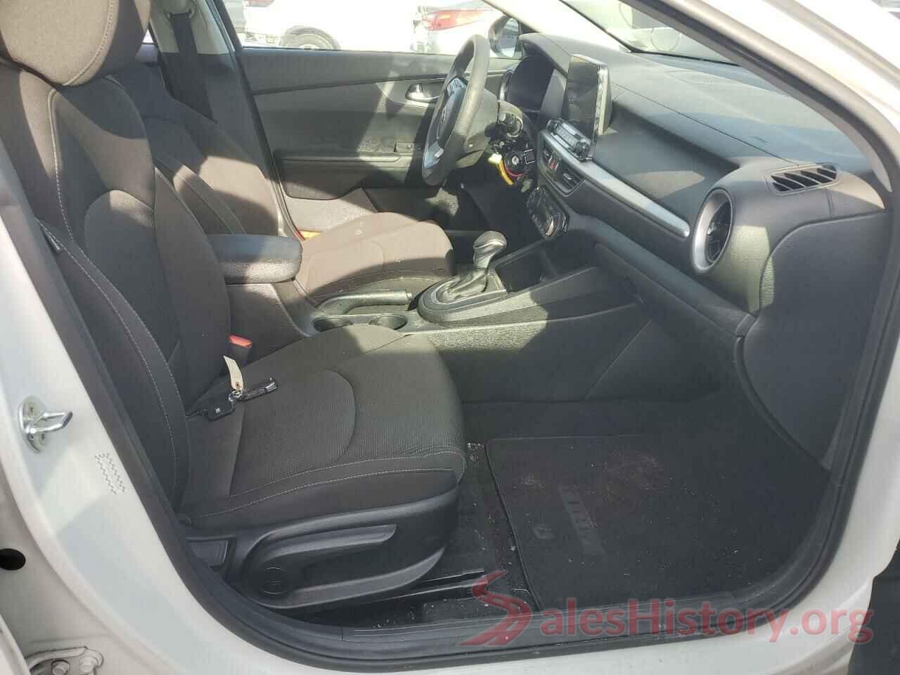 3KPF24AD1KE125998 2019 KIA FORTE