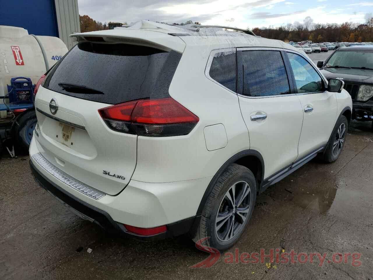 JN8AT2MV5JW307065 2018 NISSAN ROGUE