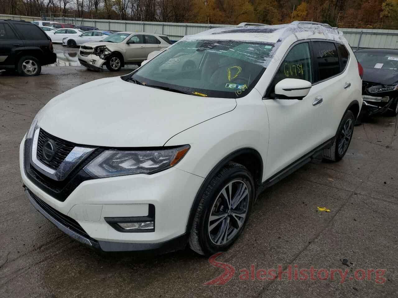 JN8AT2MV5JW307065 2018 NISSAN ROGUE