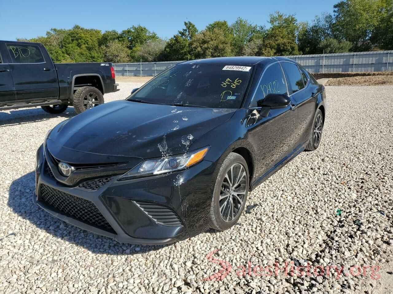 4T1B11HK2JU049045 2018 TOYOTA CAMRY