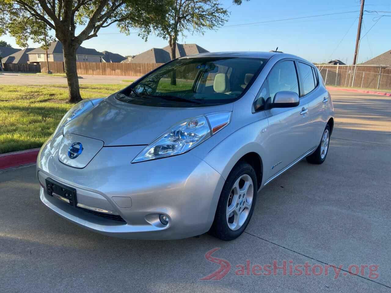 JN1AZ0CP7BT009544 2011 NISSAN LEAF