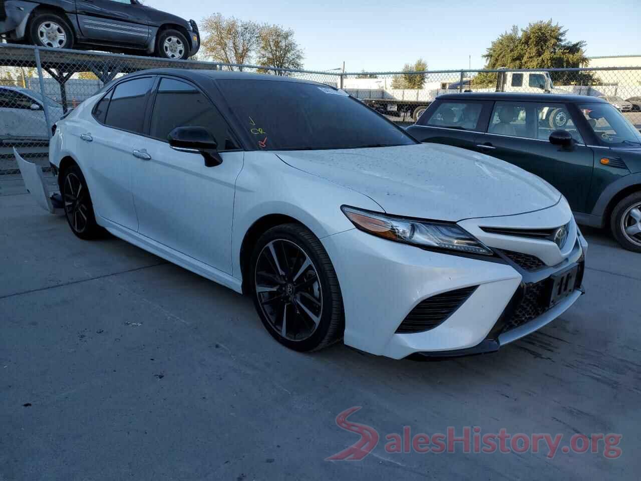 4T1B61HK1KU190014 2019 TOYOTA CAMRY