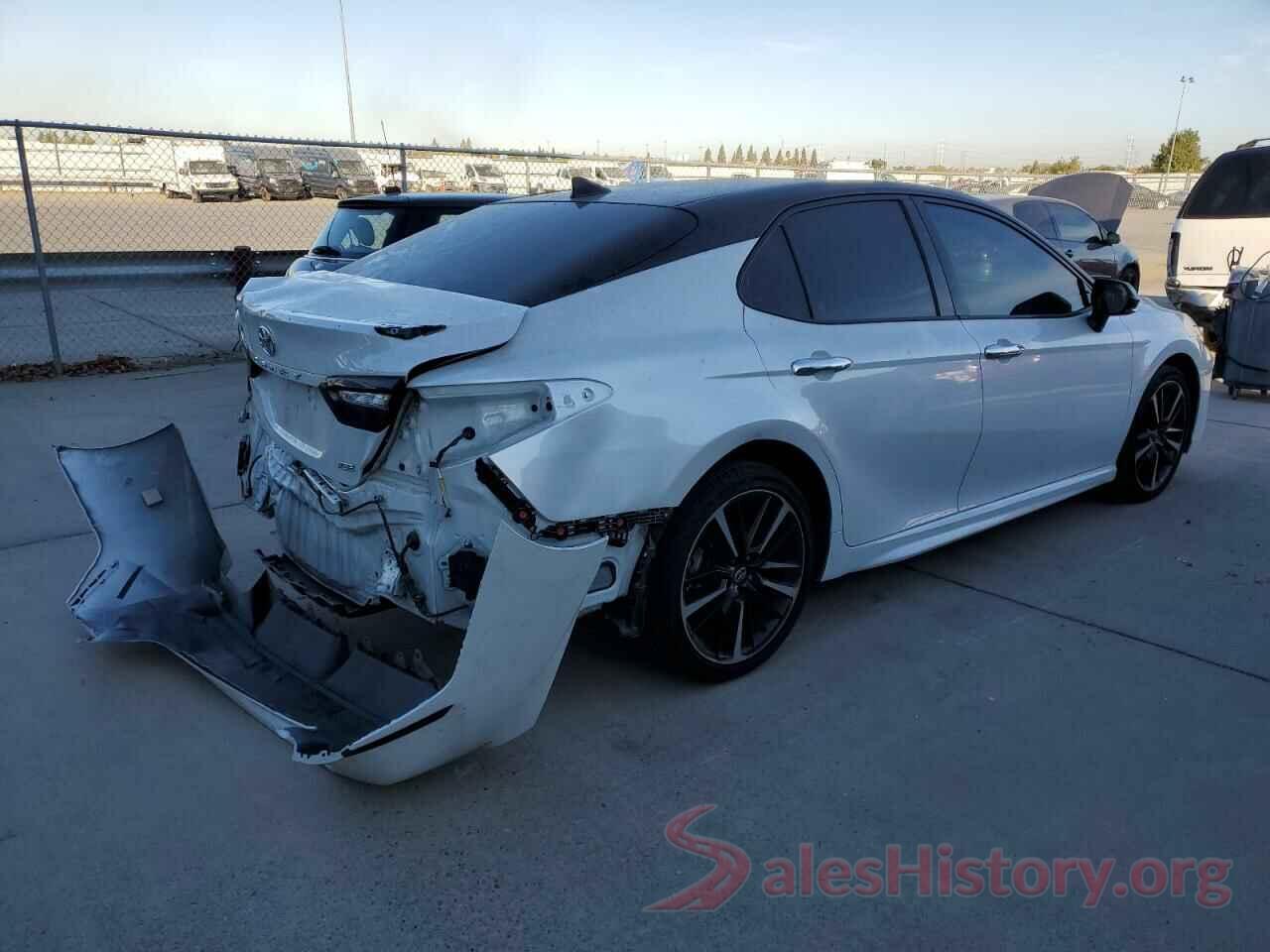 4T1B61HK1KU190014 2019 TOYOTA CAMRY