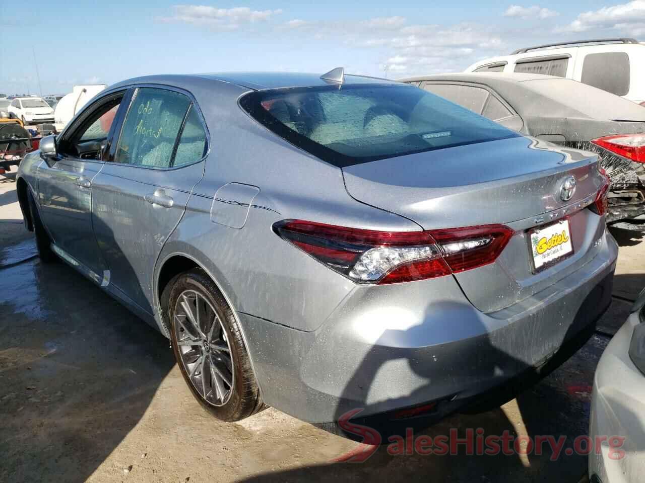 4T1F11AK5MU590297 2021 TOYOTA CAMRY