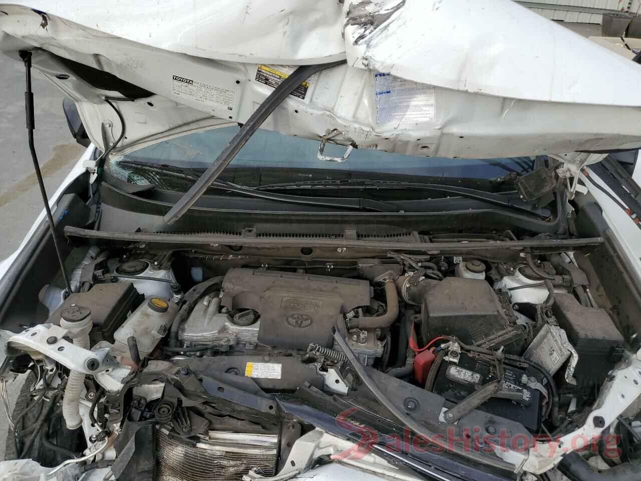 2T3BFREVXJW846701 2018 TOYOTA RAV4