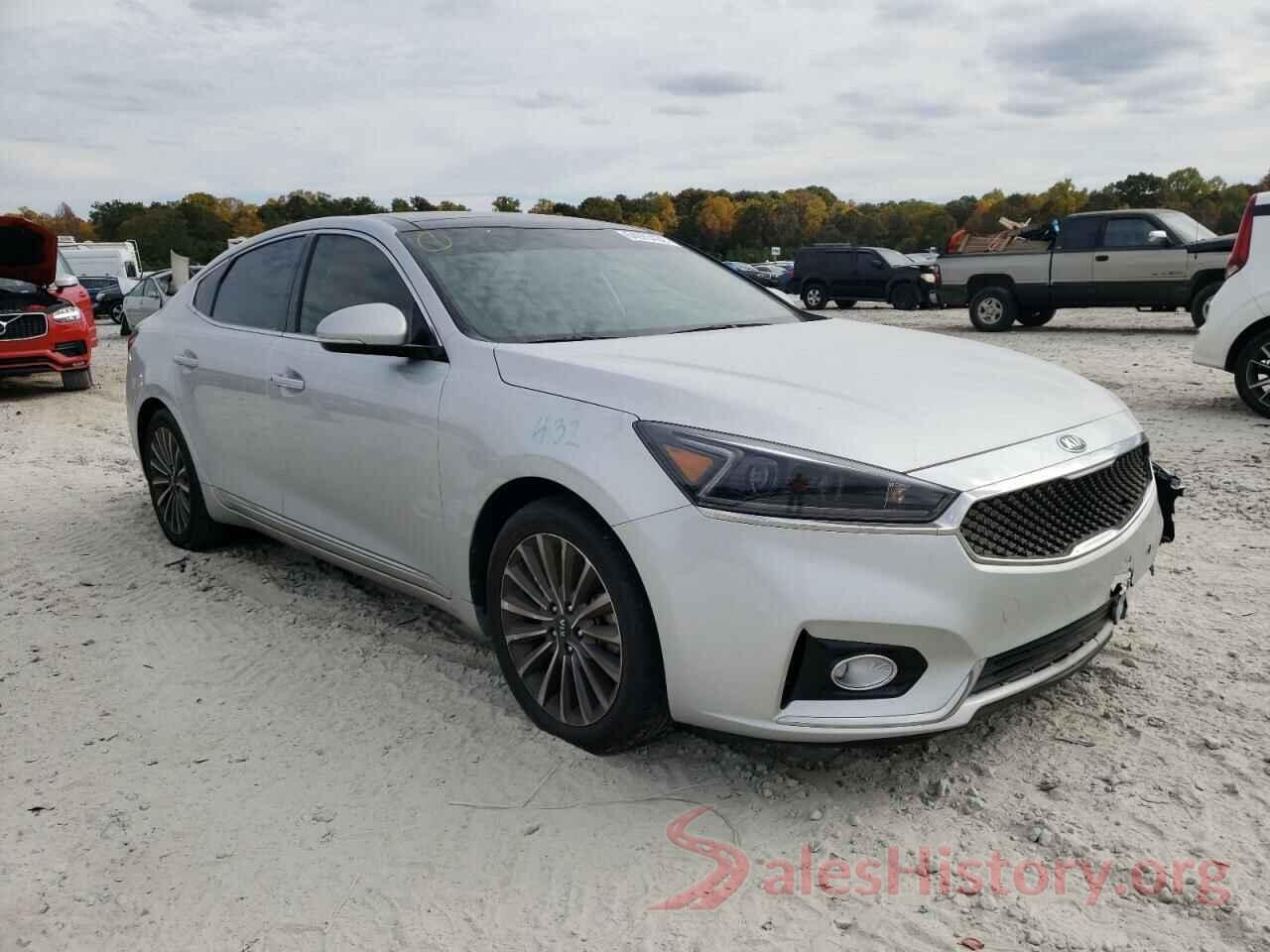 KNALC4J1XH5093480 2017 KIA CADENZA