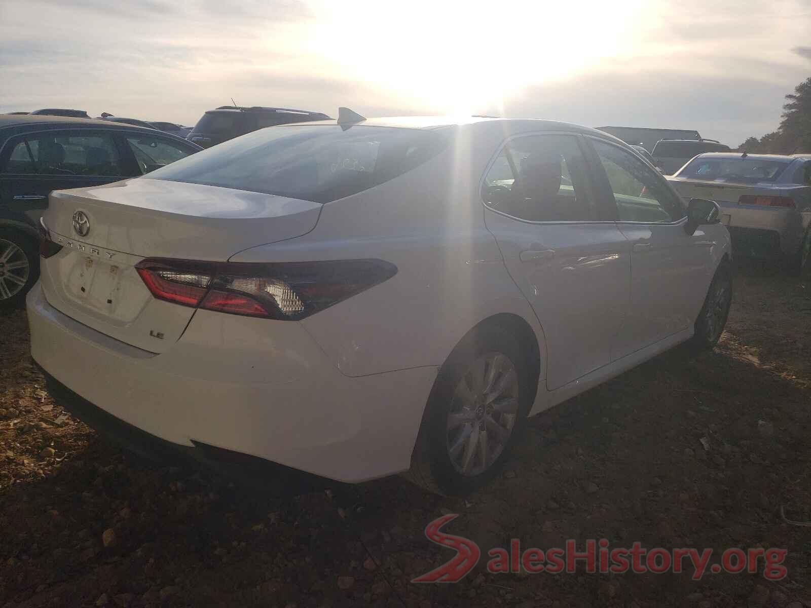 4T1C11AK7MU573861 2021 TOYOTA CAMRY