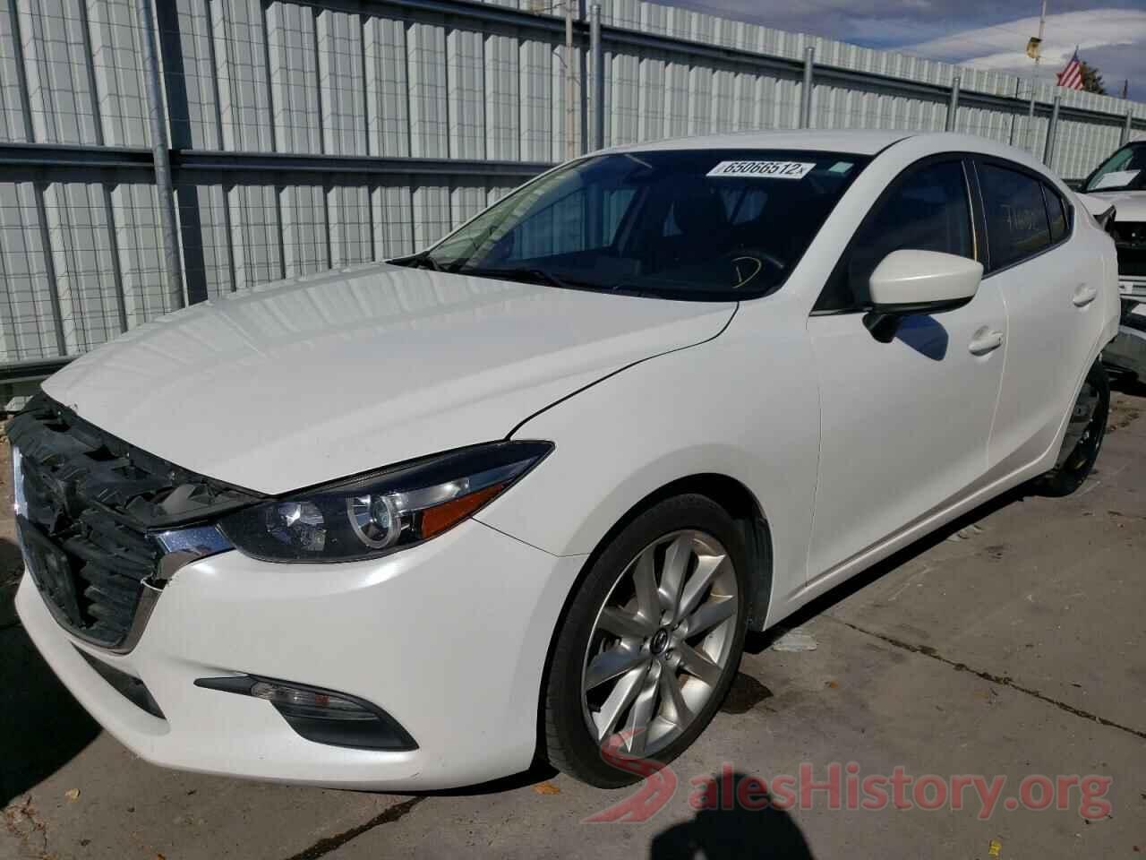 3MZBN1V70HM115256 2017 MAZDA 3