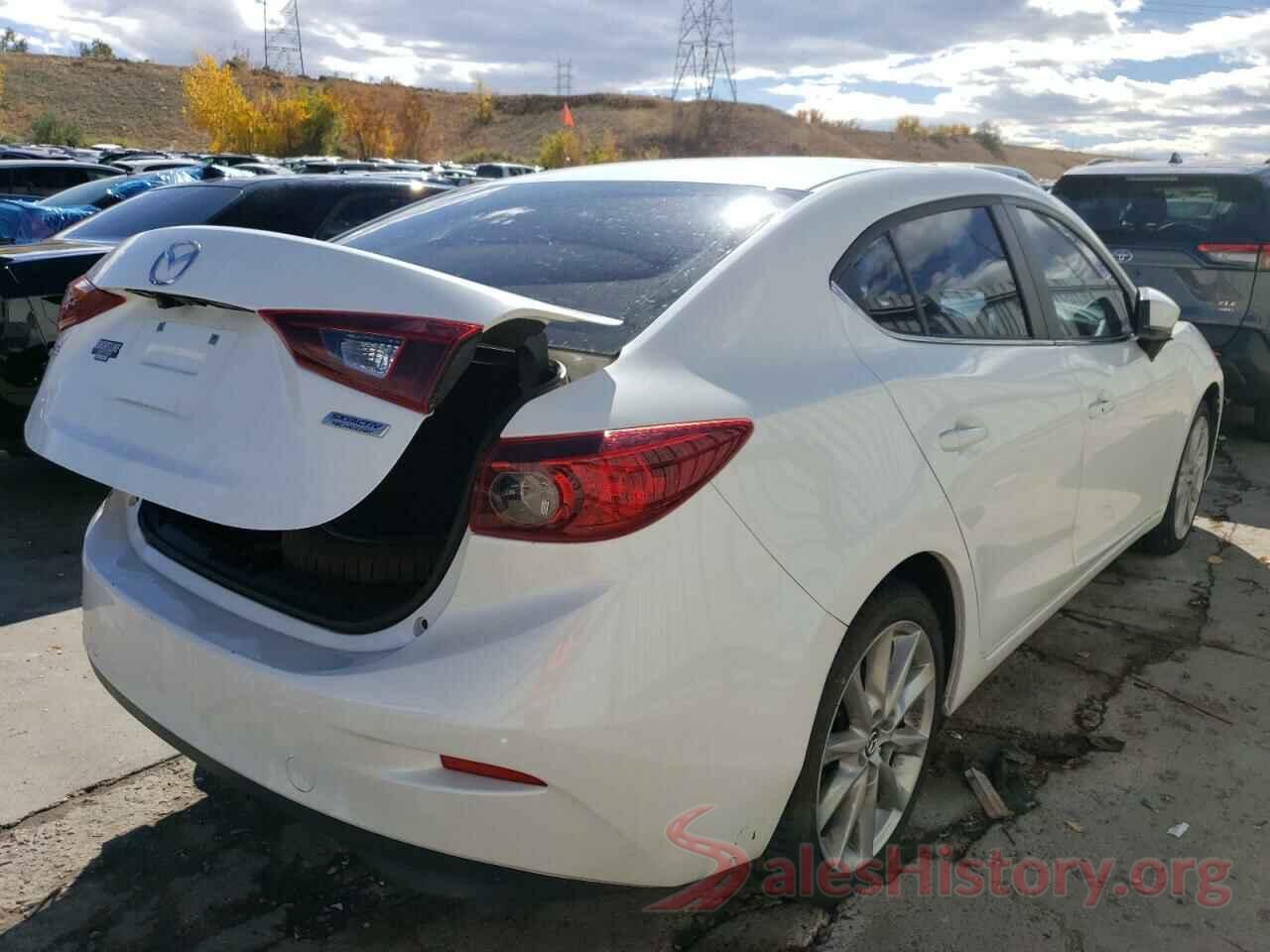 3MZBN1V70HM115256 2017 MAZDA 3